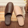pantoufles d'niken cuir group pour couple, antidérapantes, confortables, maison, style japonais, en peau de mouton, toutes saisons, pour homme et femme