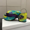 pantoufles à talons hauts épais et bout fendu pour femmes, sandales à plateforme imprimées de style japonais, chaussures d'été pour vacances en plein air, 2025