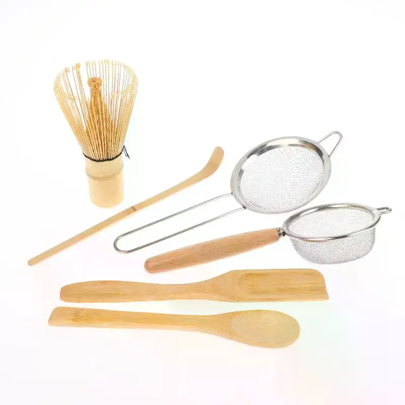 ensemble de fouets matcha en bambou fait à la main, cuillère à thé traditionnelle, passoire à thé profonde, support de rangement pour fouet transparent, 4 pièces ensemble de fouets matcha en bambou fait à la main, cuillère à thé traditionnelle, passoire à thé profonde, support de rangement pour fouet transparent, 4 pièces