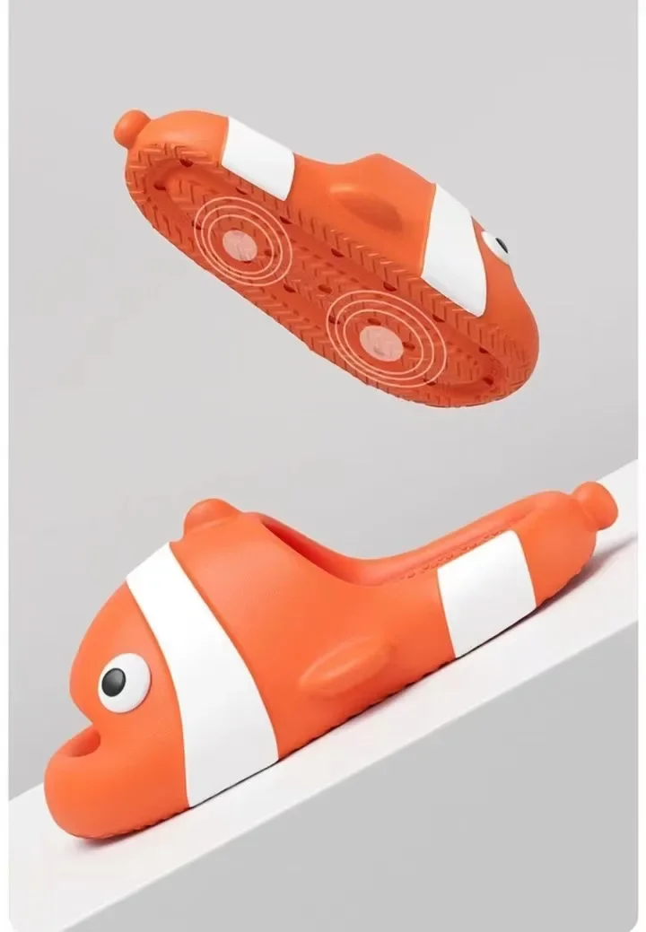 chaussures antidérapantes amusantes pour salle de bain et maison, pour femmes, couple d'été, semelles épaisses, mignon petit poisson, sandales, pantoufles de sortie d'été chaussures antidérapantes amusantes pour salle de bain et maison, pour femmes, couple d'été, semelles épaisses, mignon petit poisson, sandales, pantoufles de sortie d'été