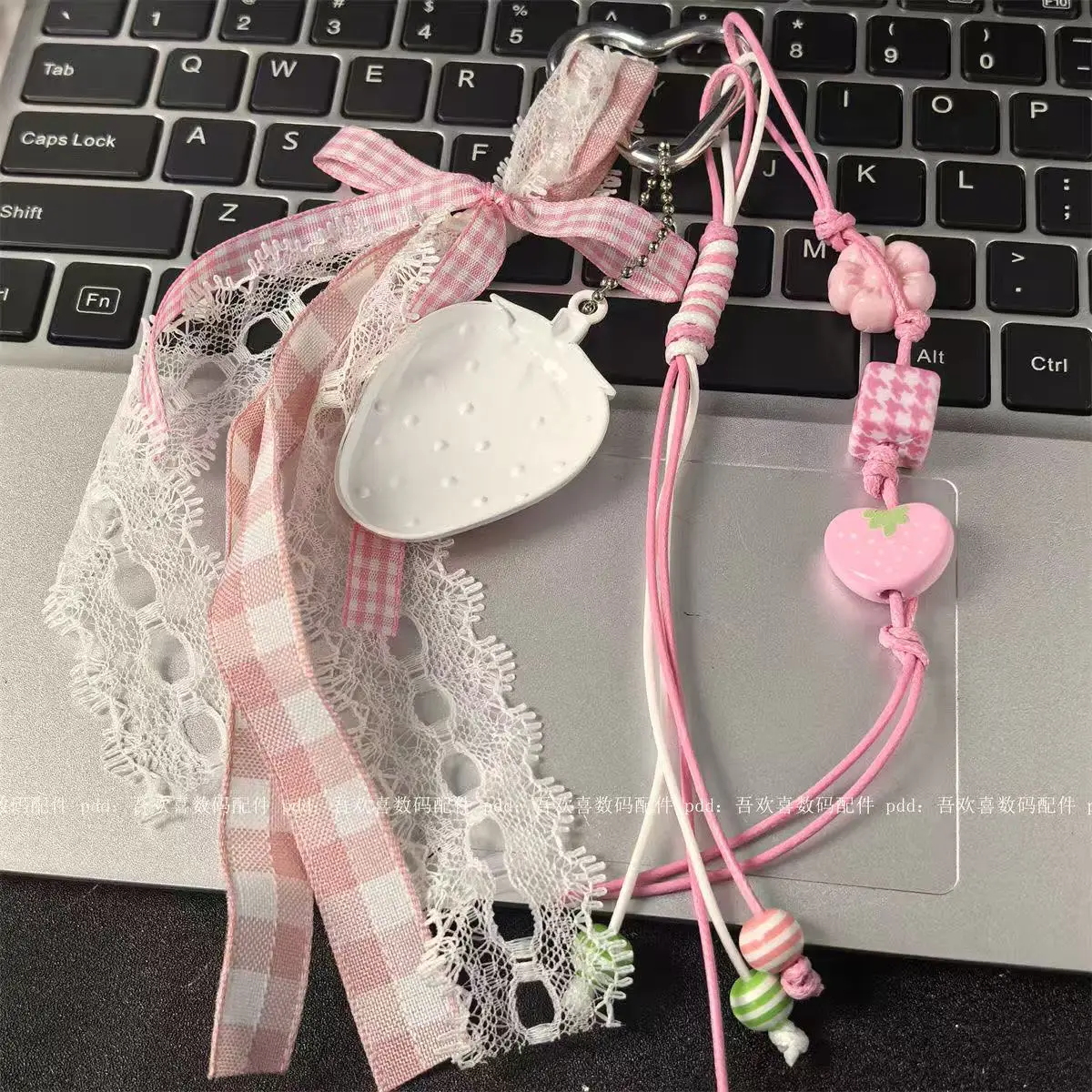japonais nouveau ins style fraise sac suspendu chaîne pendentif petit frais pendentif mode personnalité été sac pendentif porte clés japonais nouveau ins style fraise sac suspendu chaîne pendentif petit frais pendentif mode personnalité été sac pendentif porte clés