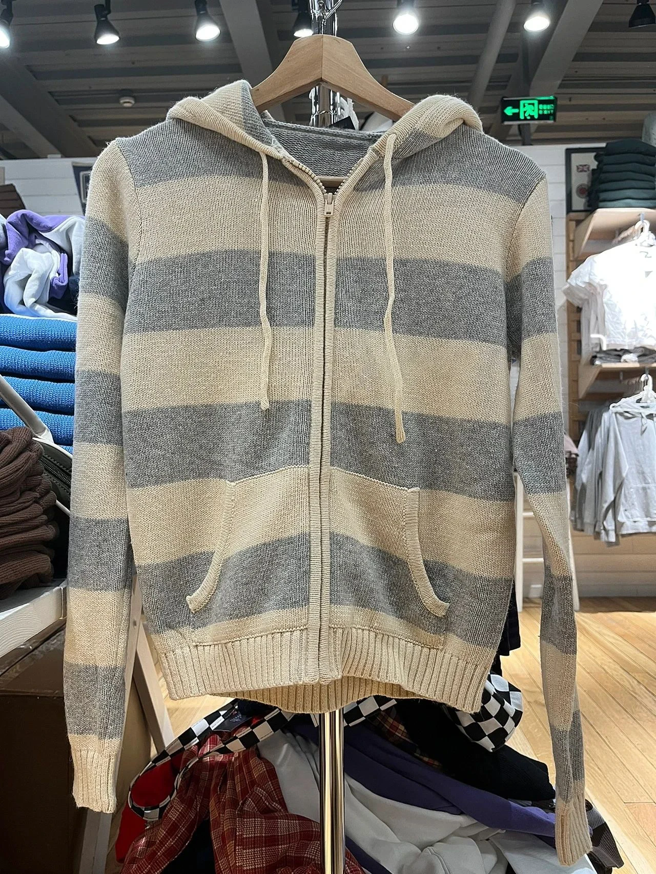 pull court tricoté rayé pour femme, cardigan à manches longues, capuche, fermeture éclair, court, streetwear, y2k, haut court, automne pull court tricoté rayé pour femme, cardigan à manches longues, capuche, fermeture éclair, court, streetwear, y2k, haut court, automne