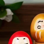 Poupée Daruma en céramique japonaise, artisanat inspiré de la richesse, décor de prospérité, breloque porte-bonheur, ornement de Fortune, paysage, décor de bureau pour la maison Poupée Daruma en céramique japonaise, artisanat inspiré de la richesse, décor de prospérité, breloque porte-bonheur, ornement de Fortune, paysage, décor de bureau pour la maison