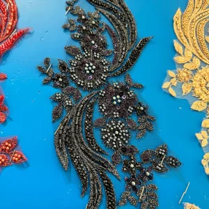 Une paire de foulards en diamant faits à la main, matériel de perles pour robe de soirée, tissu de cou, paillettes perlées, décoration de vêtements appliqués Une paire de foulards en diamant faits à la main, matériel de perles pour robe de soirée, tissu de cou, paillettes perlées, décoration de vêtements appliqués