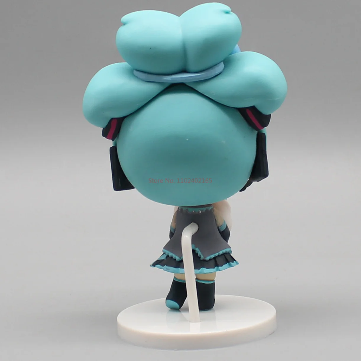 hatsune miku anime figurine tenant cannelle oeil de haricot kawaii décorations de table figurines d'action poupée modèle enfants toygift hatsune miku anime figurine tenant cannelle oeil de haricot kawaii décorations de table figurines d'action poupée modèle enfants toygift
