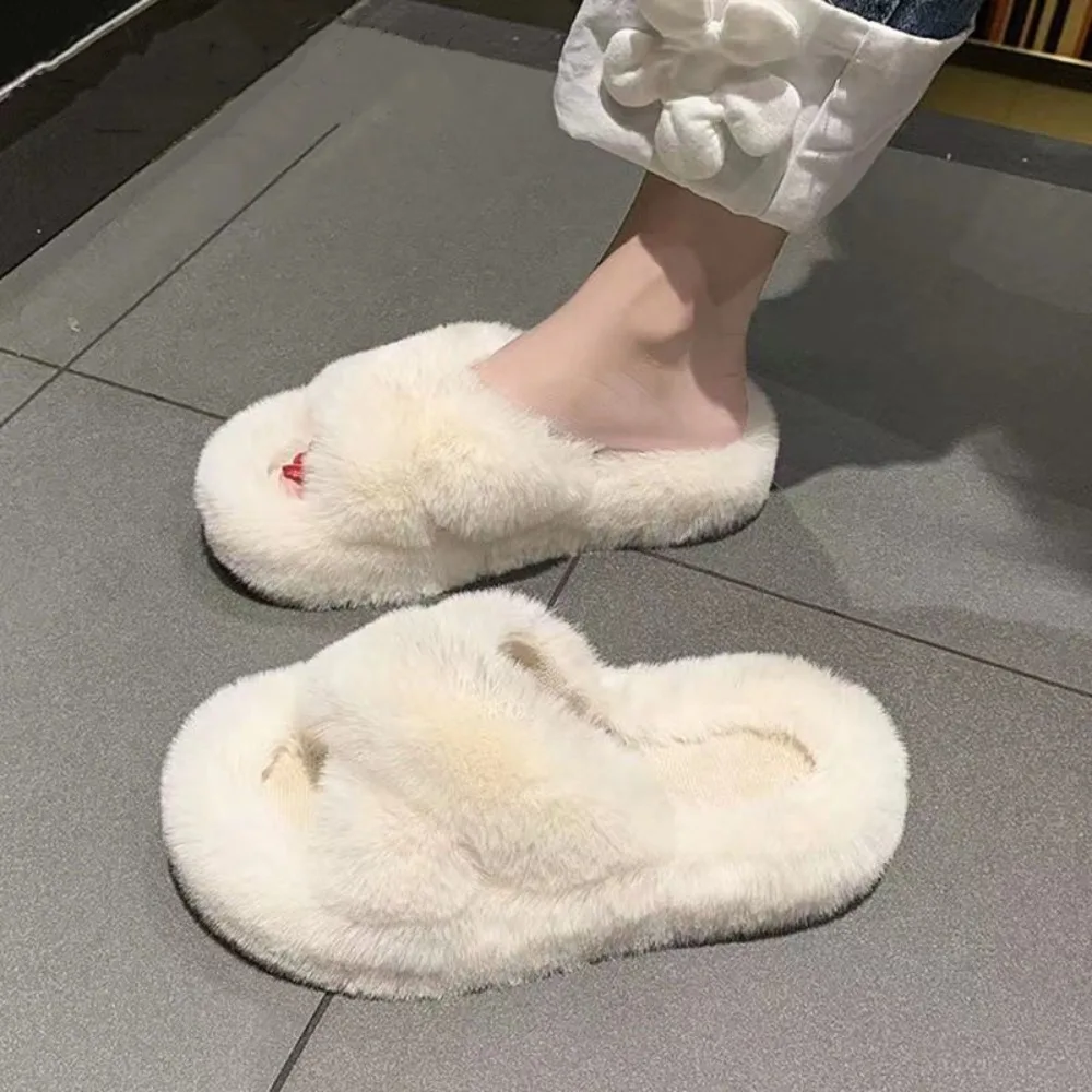 belles diapositives homewear pantoufles bout ouvert anti dérapant plat en peluche pantoufles chaussures couleur unie pantoufles femmes hiver belles diapositives homewear pantoufles bout ouvert anti dérapant plat en peluche pantoufles chaussures couleur unie pantoufles femmes hiver