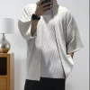 Miyake veste plissée hommes Cardigan japonais 2025 printemps et été nouveau plissé hommes ample grands Yards veste cent hauts amples Miyake veste plissée hommes Cardigan japonais 2025 printemps et été nouveau plissé hommes ample grands Yards veste cent hauts amples
