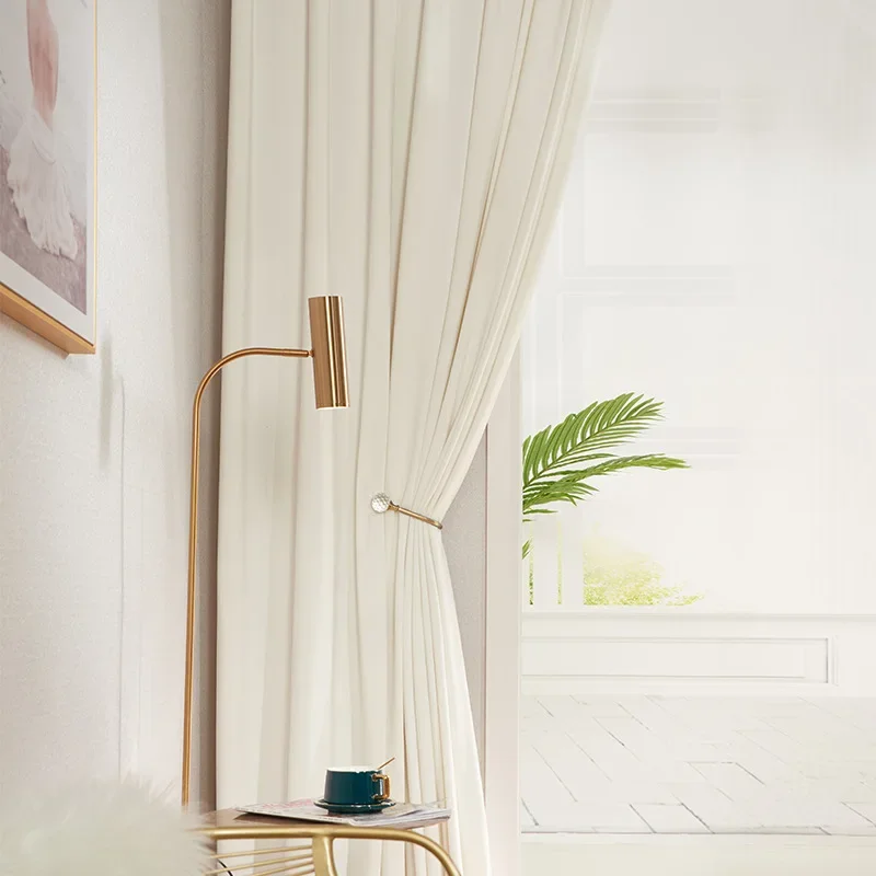 Rideaux doux et occultants pour chambre à coucher, français, japonais, coréen, beige frais, doux pour la peau, velours, délicat, luxueux, maison Rideaux doux et occultants pour chambre à coucher, français, japonais, coréen, beige frais, doux pour la peau, velours, délicat, luxueux, maison