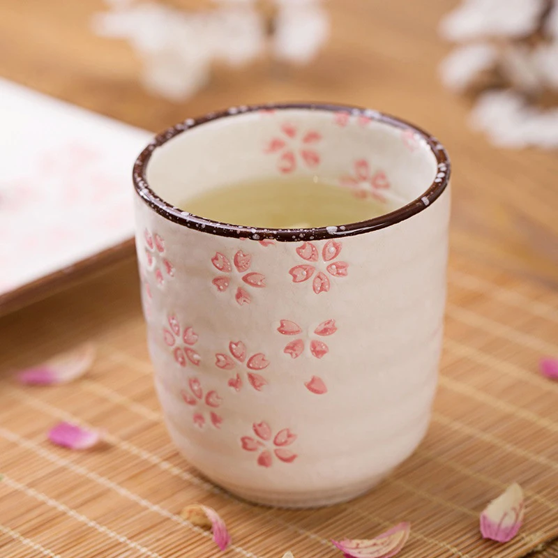 tasse sakura faite à la main, tasse à thé de style zen, yunomi en céramique japonaise avec fleur de cerisier tasse sakura faite à la main, tasse à thé de style zen, yunomi en céramique japonaise avec fleur de cerisier