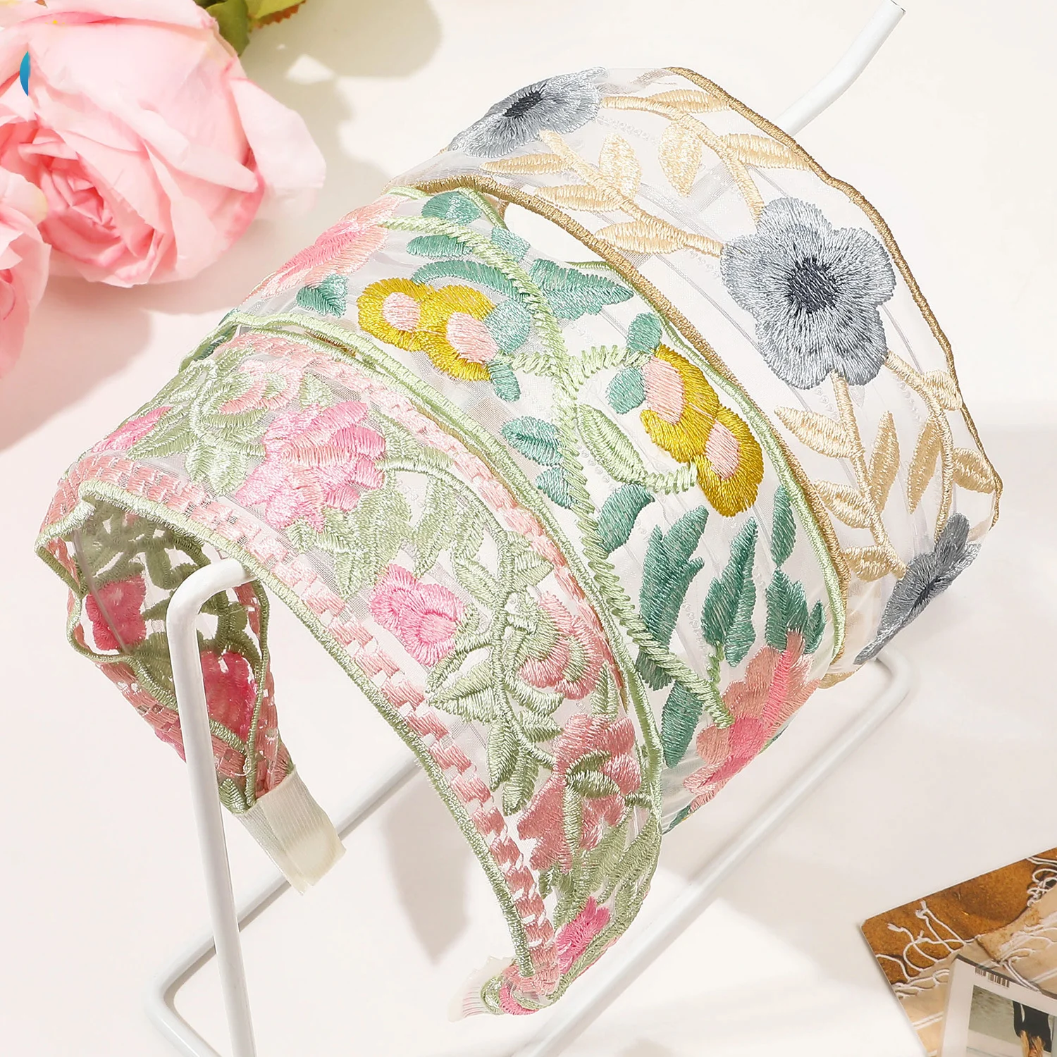 bandeau élégant en mousseline de soie brodée de fleurs pour femmes, décoration de cheveux doux, bandeau de sauna, cerceau, turban, accessoires de cheveux à la mode bandeau élégant en mousseline de soie brodée de fleurs pour femmes, décoration de cheveux doux, bandeau de sauna, cerceau, turban, accessoires de cheveux à la mode