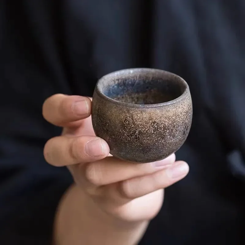 tasse en céramique rétro en grès à dorure, tasse de dégustation de thé faite à la main, four japonais, tasse de thé cuit, tasse de service à thé, tasse de maître, bols de tasse à thé tasse en céramique rétro en grès à dorure, tasse de dégustation de thé faite à la main, four japonais, tasse de thé cuit, tasse de service à thé, tasse de maître, bols de tasse à thé