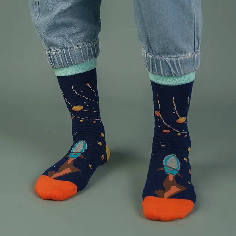 chaussettes de l'espace extérieur, 1 socquettes créatives en coton, pour couple, dessin animé alien, nouvelle collection automne et hiver 2021 chaussettes de l'espace extérieur, 1 socquettes créatives en coton, pour couple, dessin animé alien, nouvelle collection automne et hiver 2021