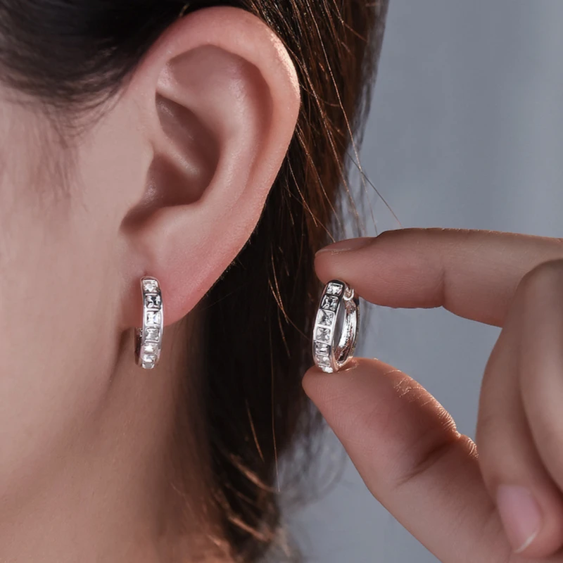 boucles d'oreilles en argent sterling 925 et zircon brillant pour femmes, rondes, circulaires, à la mode, bijoux élégants, cadeaux de fête d'anniversaire, nouvelle collection boucles d'oreilles en argent sterling 925 et zircon brillant pour femmes, rondes, circulaires, à la mode, bijoux élégants, cadeaux de fête d'anniversaire, nouvelle collection