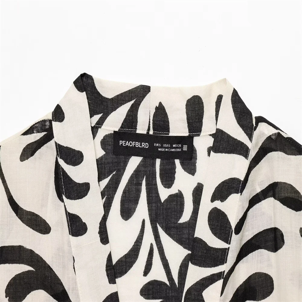 nouveaux vêtements d'extérieur de style kimono imprimés à la mode pour femmes d'automne et pantalons taille haute nouveaux vêtements d'extérieur de style kimono imprimés à la mode pour femmes d'automne et pantalons taille haute