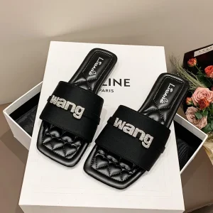 Sandales à enfiler décontractées à talons bas pour femmes, sandales à la mode, chaussures d’été, nouveau, 2024 Sandales à enfiler décontractées à talons bas pour femmes, sandales à la mode, chaussures d’été, nouveau, 2024