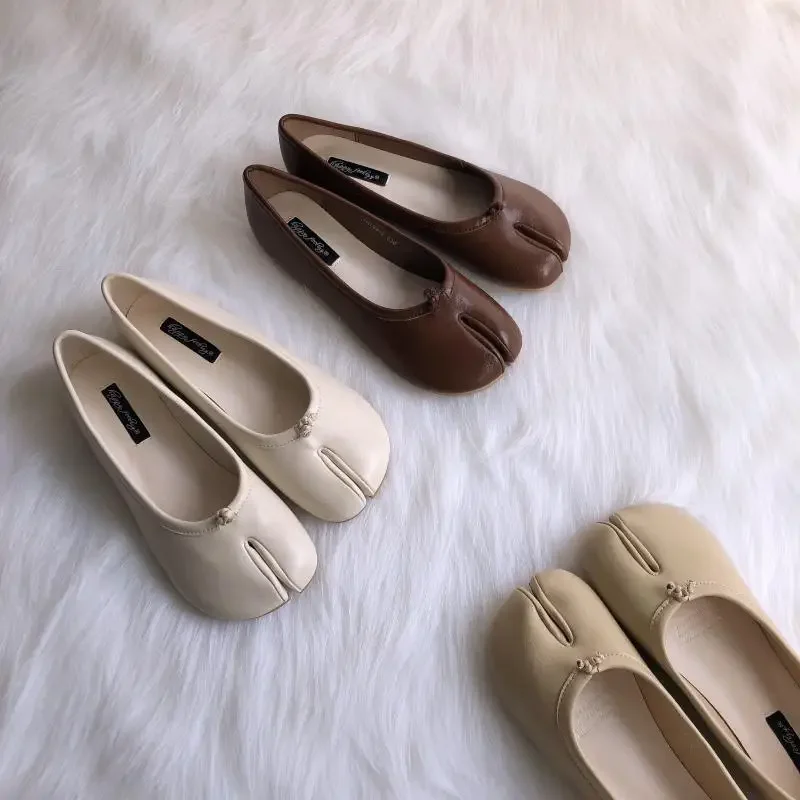 tabi chaussures ninja en cuir microcarence pour femmes, pantoufles plates confortables fendues, mocassins astronomiques souples, mocassins de trotteur pour dames, 2023 tabi chaussures ninja en cuir microcarence pour femmes, pantoufles plates confortables fendues, mocassins astronomiques souples, mocassins de trotteur pour dames, 2023
