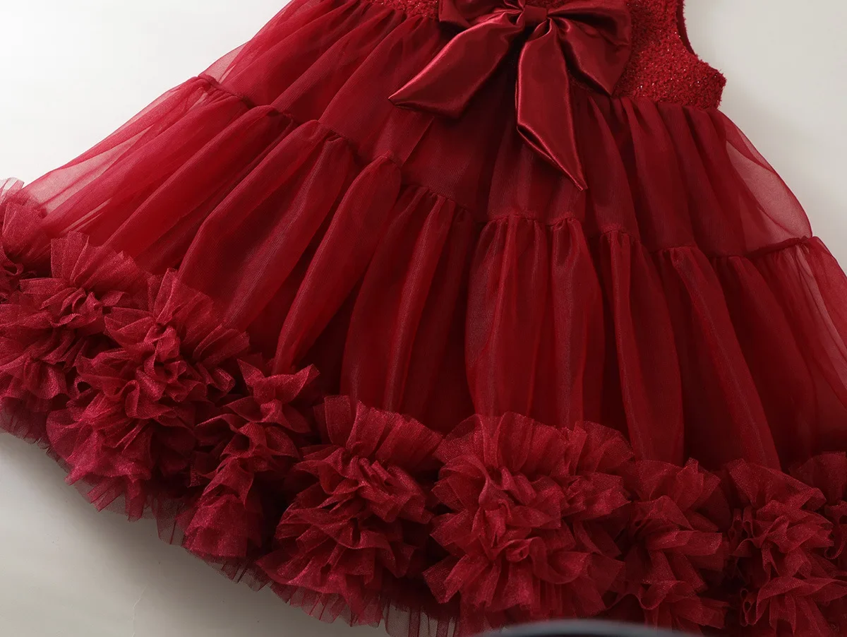 robe en tulle rouge pour filles, gilet sans manches avec nœud superposé, corsage à paillettes, tenue formelle pour enfants, nouvelle collection automne 2025 robe en tulle rouge pour filles, gilet sans manches avec nœud superposé, corsage à paillettes, tenue formelle pour enfants, nouvelle collection automne 2025