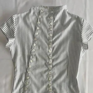 Coréen Harajuku rayure hauts à la mode femme élégante Y2K chemises esthétiques gothique classique Vintage à manches courtes chemise vêtements nouveau