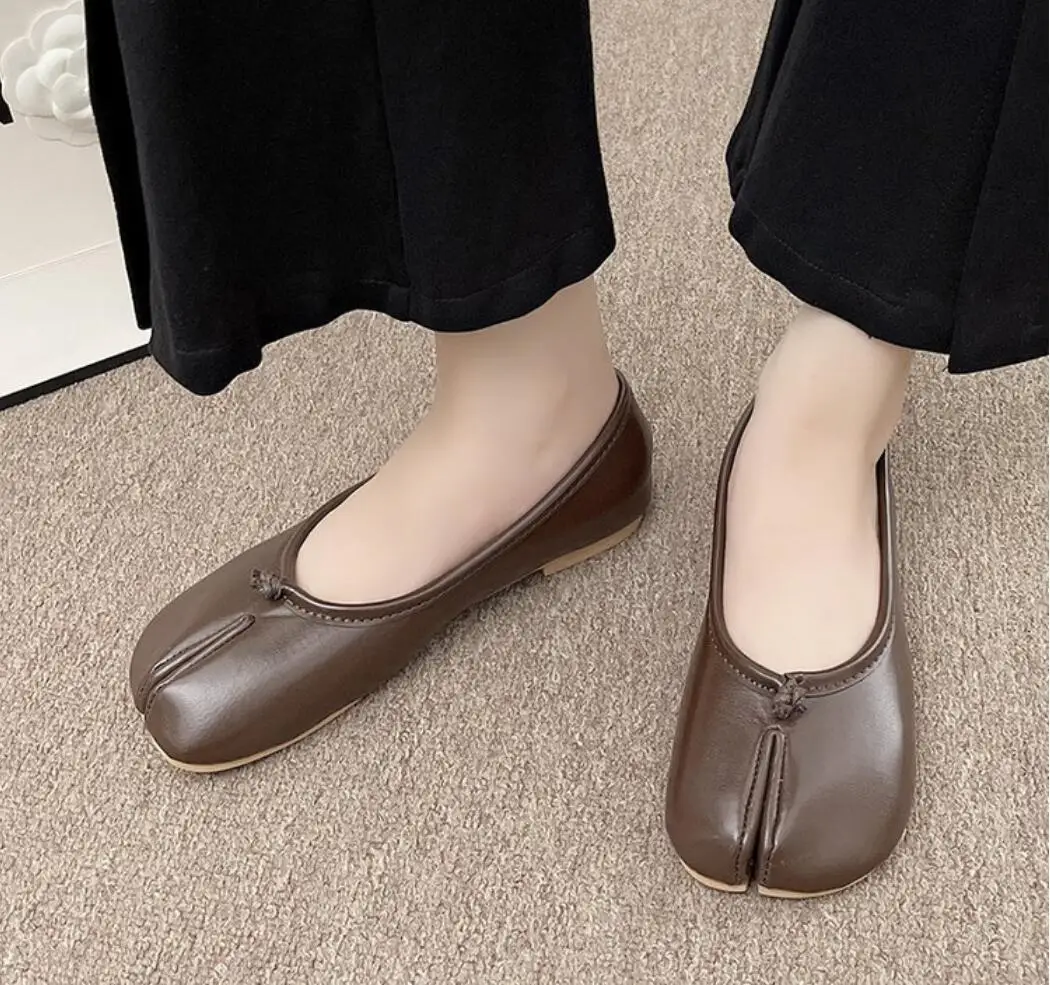 style japonais tabi ninja chaussures femmes confortables en cuir appartements fendu sabot orteil mocassins femme mary jean mocasines dames ballerine chaussure style japonais tabi ninja chaussures femmes confortables en cuir appartements fendu sabot orteil mocassins femme mary jean mocasines dames ballerine chaussure