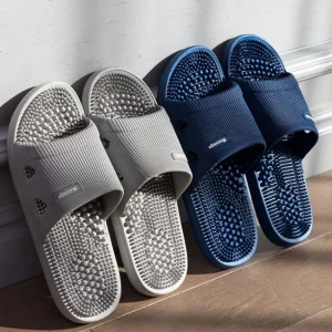 Pantoufles de Massage simples, solides et épaisses, tongs antidérapantes à plateforme et bout ouvert, vêtements de plage EVA, sandales d’intérieur pour la plage Pantoufles de Massage simples, solides et épaisses, tongs antidérapantes à plateforme et bout ouvert, vêtements de plage EVA, sandales d’intérieur pour la plage