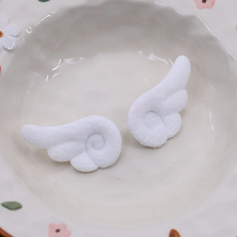 1 paire de petites ailes d'ange, broche de style japonais, décor de vêtements doux, sac en peluche y2k, accessoires de chapeau 1 paire de petites ailes d'ange, broche de style japonais, décor de vêtements doux, sac en peluche y2k, accessoires de chapeau