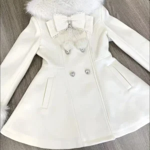 Manteau japonais élégant Kawaii pour femme, col en fausse fourrure, hauts à manches longues, décontracté, boutons avec nœud Lolita, veste chaude et douce, nouvelle collection automne hiver