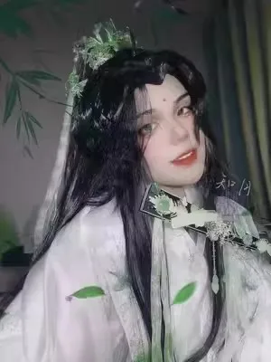 Éventail pliant de danse tian guan ci fu feng kr shi qingxuan, accessoires d'antiquité pliés Éventail pliant de danse tian guan ci fu feng kr shi qingxuan, accessoires d'antiquité pliés