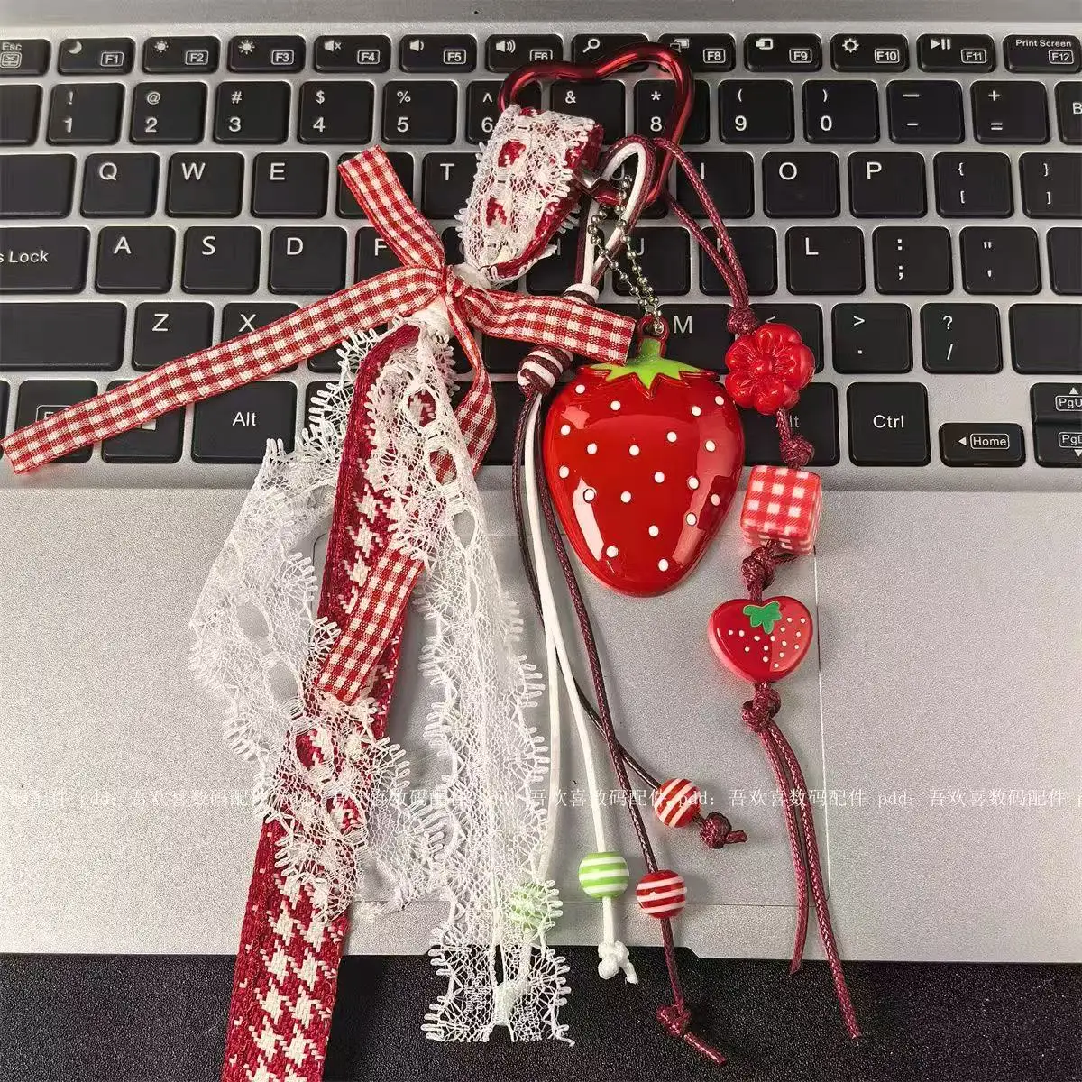 japonais nouveau ins style fraise sac suspendu chaîne pendentif petit frais pendentif mode personnalité été sac pendentif porte clés japonais nouveau ins style fraise sac suspendu chaîne pendentif petit frais pendentif mode personnalité été sac pendentif porte clés