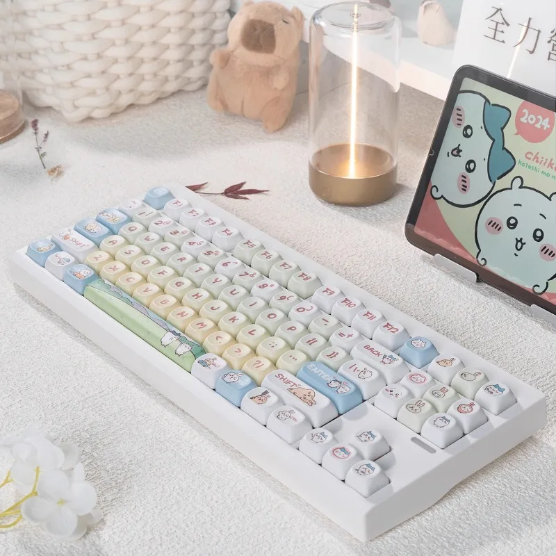 capuchons de touches de clavier mécanique, dessin animé chiikawa, kawaii, rond, mignon, hachiware, axe transversal, clé de remplacement, hauteur moa, matériau pbt capuchons de touches de clavier mécanique, dessin animé chiikawa, kawaii, rond, mignon, hachiware, axe transversal, clé de remplacement, hauteur moa, matériau pbt