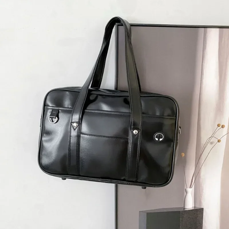 Japonais décontracté PU sac à bandoulière Junior lycéens sac d’école sac à main Anime uniforme sac fourre-tout sacs pour femmes Bolsos Japonais décontracté PU sac à bandoulière Junior lycéens sac d’école sac à main Anime uniforme sac fourre-tout sacs pour femmes Bolsos