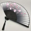 1 éventail de fleurs de cerisier florales Vintage avec œuvres d’art roses et violettes, éventail à main Portable léger pour la danse Hanfu 1 éventail de fleurs de cerisier florales Vintage avec œuvres d’art roses et violettes, éventail à main Portable léger pour la danse Hanfu