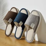 Pantoufles en lin pour hommes, pantoufles confortables à bout ouvert et respirantes pour chambre à coucher, chaussures d’été pour hommes et femmes, printemps et automne Pantoufles en lin pour hommes, pantoufles confortables à bout ouvert et respirantes pour chambre à coucher, chaussures d’été pour hommes et femmes, printemps et automne