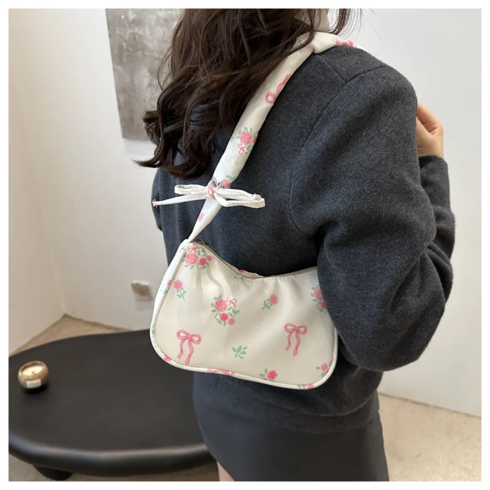nouveau sac à fleurs esthétique à cordon de serrage, grande capacité, sangle plissée, sac sous les bras, sangle réglable, fermeture à glissière, sac hobo chic nouveau sac à fleurs esthétique à cordon de serrage, grande capacité, sangle plissée, sac sous les bras, sangle réglable, fermeture à glissière, sac hobo chic