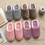 Une paire de pantoufles de maison moelleuses unisexes, douces, légères et confortables, pantoufles d’intérieur en tissu pour l’automne et l’hiver | Plusieurs couleurs Une paire de pantoufles de maison moelleuses unisexes, douces, légères et confortables, pantoufles d’intérieur en tissu pour l’automne et l’hiver | Plusieurs couleurs