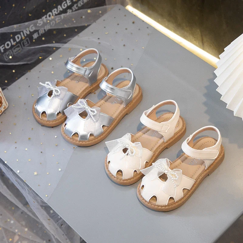 sandales princesse pour enfants, nouvelle mode d'été 2025, style coréen, fond souple, antidérapant, découpes polyvalentes, chaussure douce sandales princesse pour enfants, nouvelle mode d'été 2025, style coréen, fond souple, antidérapant, découpes polyvalentes, chaussure douce