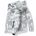 Veste d’automne pour hommes, mode coréenne, manteau ample et imperméable à capuche, fonction de loisirs en plein air, veste camouflage de Camping, vêtements de travail pour hommes, 2024 Veste d’automne pour hommes, mode coréenne, manteau ample et imperméable à capuche, fonction de loisirs en plein air, veste camouflage de Camping, vêtements de travail pour hommes, 2024