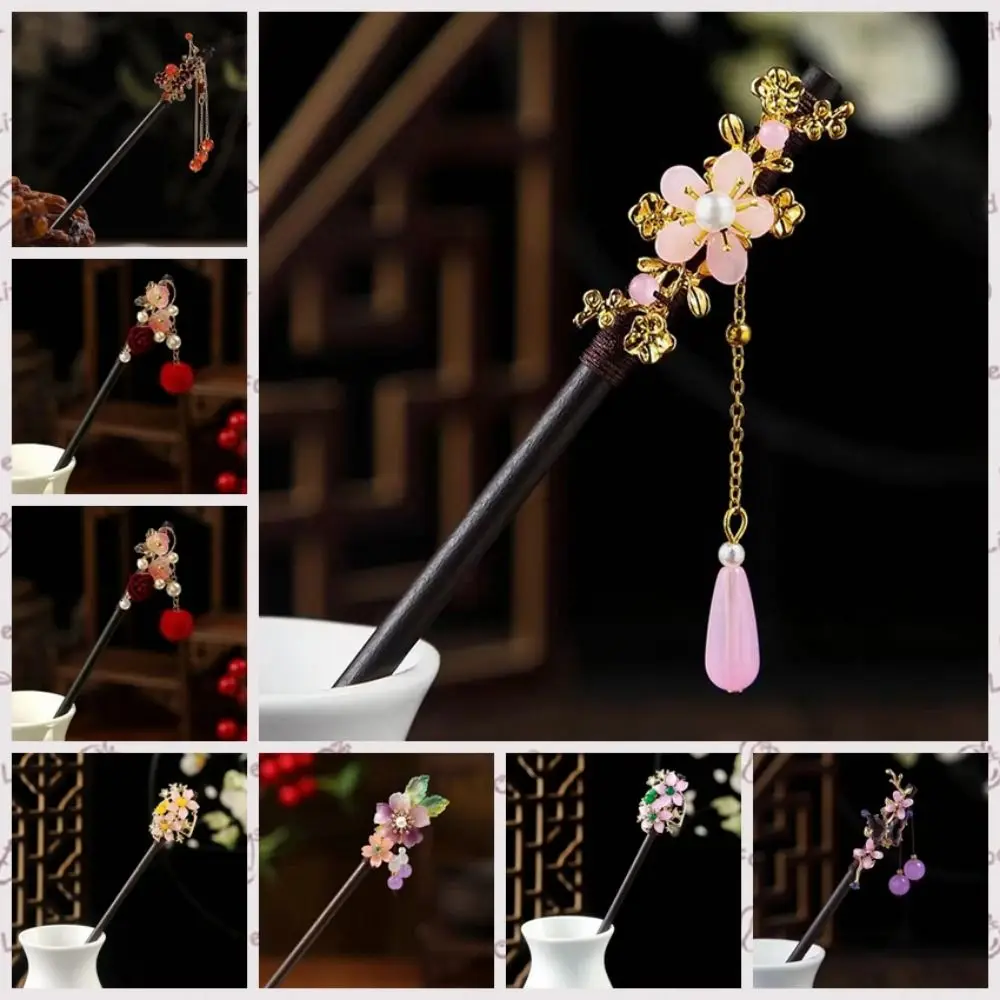ornements de cheveux en bois nouveau bâton de cheveux chinois vintage fleur épingle à cheveux avec gland à la main épingle à cheveux fourchette pour hanfu ornements de cheveux en bois nouveau bâton de cheveux chinois vintage fleur épingle à cheveux avec gland à la main épingle à cheveux fourchette pour hanfu
