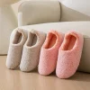 pantoufles en peluche pour femmes, chaussures de maison de chambre à coucher, pantoufles d'intérieur confortables à dos fermé, pantoufles de maison pelucheuses antidérapantes pour intérieur et extérieur