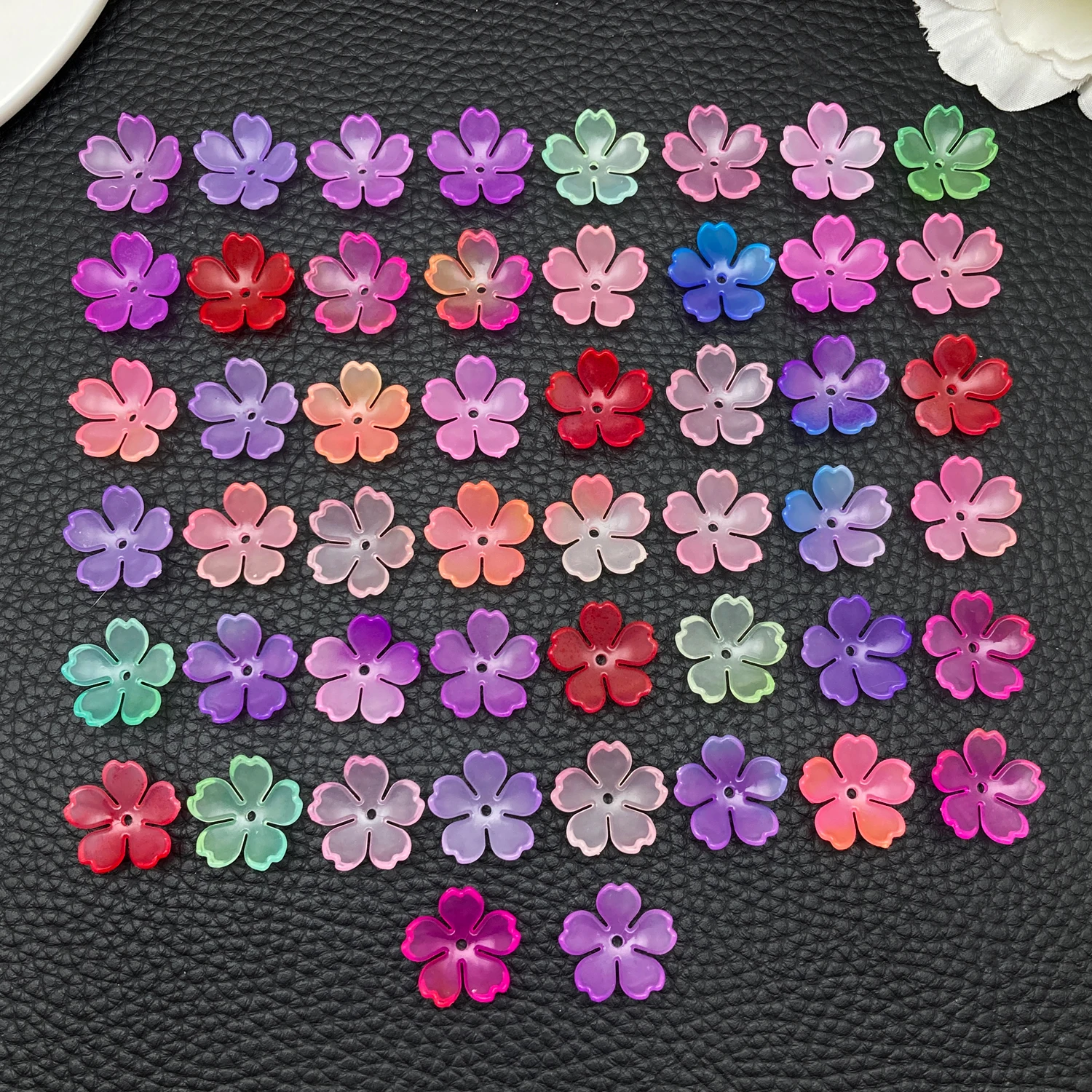 ensemble de breloques fleur sakura 50 pièces – créer de beaux bijoux et accessoires diy ensemble de breloques fleur sakura 50 pièces – créer de beaux bijoux et accessoires diy