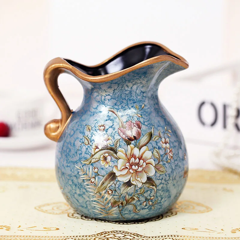 Vase de décoration à motif de fleurs, manières anciennes, dessin coloré, restauration de la maison