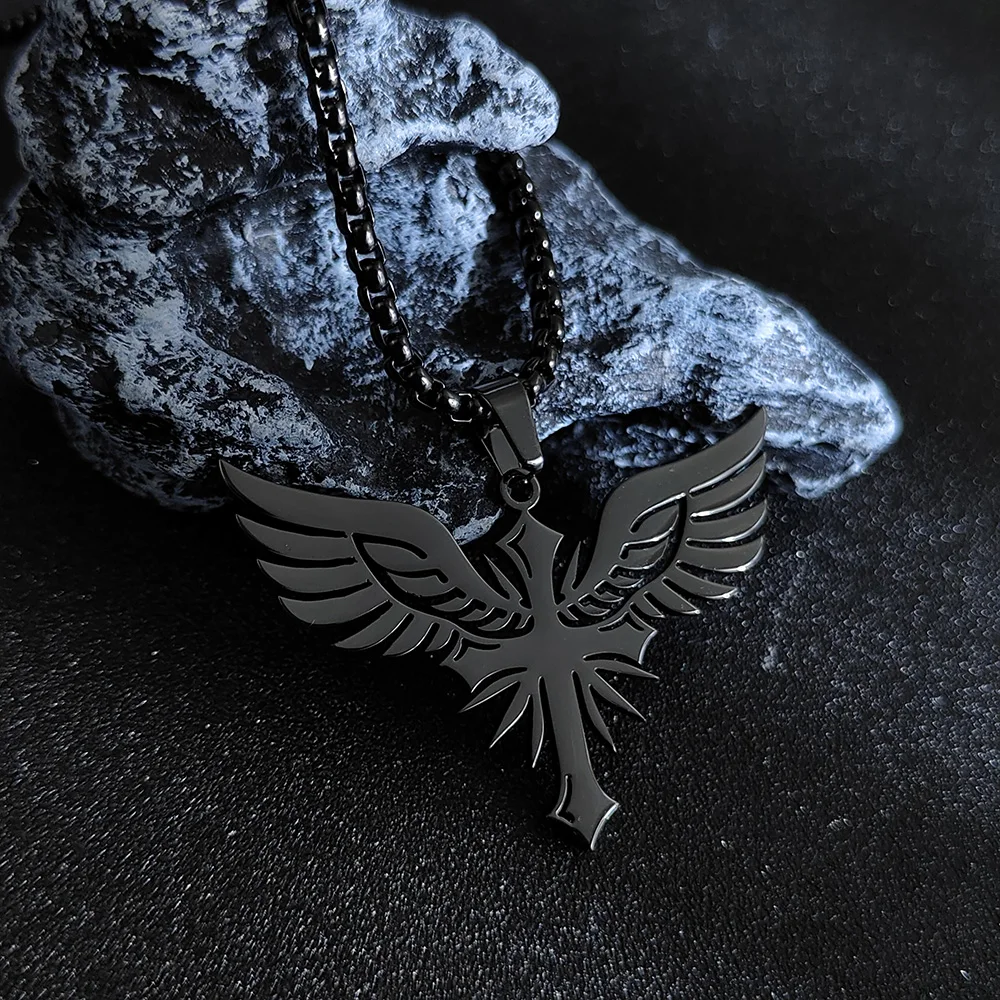 collier d'oiseau de feu de phénix en acier inoxydable, plaqué or véritable, pendentif d'oiseau de feu de couleur 18 carats, bijoux de film chaud pour hommes et femmes, vente en gros collier d'oiseau de feu de phénix en acier inoxydable, plaqué or véritable, pendentif d'oiseau de feu de couleur 18 carats, bijoux de film chaud pour hommes et femmes, vente en gros