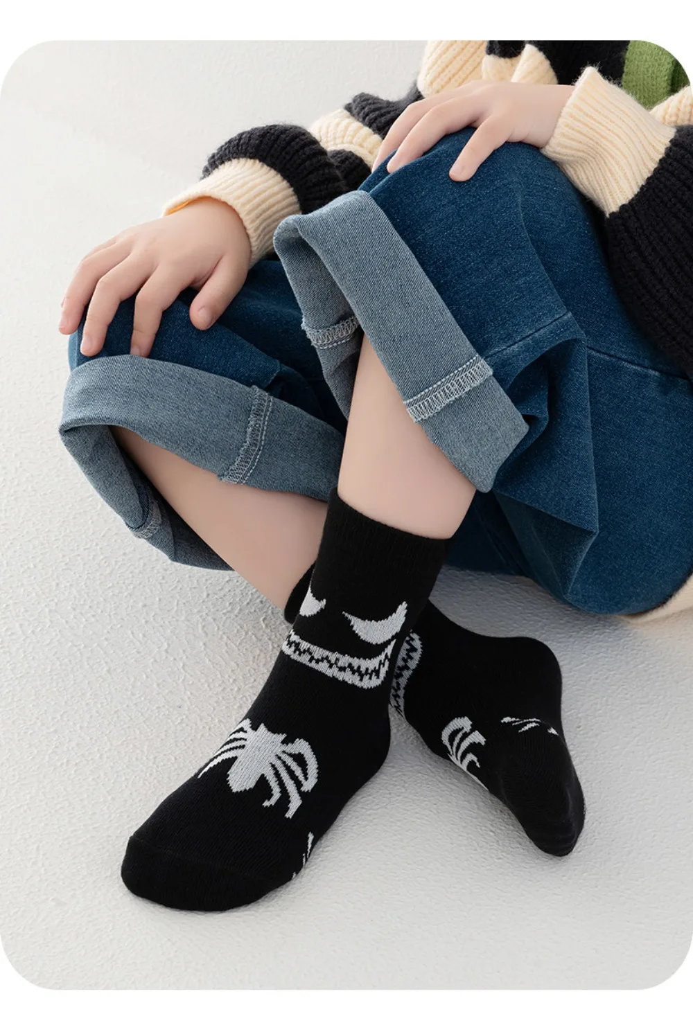 paquet de 5 chaussettes d'équipage de dessin animé pour garçons enfants étudiants coton peigné doux respirant enfants chaussettes de cheville automne hiver conception de dessin animé paquet de 5 chaussettes d'équipage de dessin animé pour garçons enfants étudiants coton peigné doux respirant enfants chaussettes de cheville automne hiver conception de dessin animé