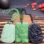Collier pendentif dragon sculpté à la main en verre de style ethnique chinois pour hommes et femmes, amulette, cadeau de bijoux porte-bonheur, mode Collier pendentif dragon sculpté à la main en verre de style ethnique chinois pour hommes et femmes, amulette, cadeau de bijoux porte-bonheur, mode