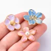pendentif fleur de sakura en émail pour femme, aucun camélia, acier inoxydable, colliers de la présidence, bijoux en vrac exécutifs, breloque, lot de 6 pièces