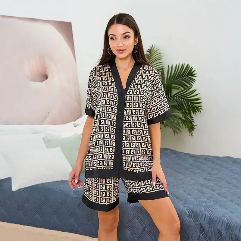 Pyjama d’été imprimé botanique pour femme, ensemble 2 pièces en tissu semblable à une soie, col Kimono, manches courtes, vêtements de maison décontractés Pyjama d’été imprimé botanique pour femme, ensemble 2 pièces en tissu semblable à une soie, col Kimono, manches courtes, vêtements de maison décontractés
