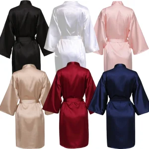 Robe de mariée d’équipe de fête de mariage avec lettres noires, pyjama Kimono en Satin, peignoir de demoiselle d’honneur SP2000 Robe de mariée d’équipe de fête de mariage avec lettres noires, pyjama Kimono en Satin, peignoir de demoiselle d’honneur SP2000