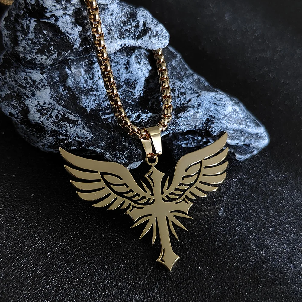 collier d'oiseau de feu de phénix en acier inoxydable, plaqué or véritable, pendentif d'oiseau de feu de couleur 18 carats, bijoux de film chaud pour hommes et femmes, vente en gros collier d'oiseau de feu de phénix en acier inoxydable, plaqué or véritable, pendentif d'oiseau de feu de couleur 18 carats, bijoux de film chaud pour hommes et femmes, vente en gros
