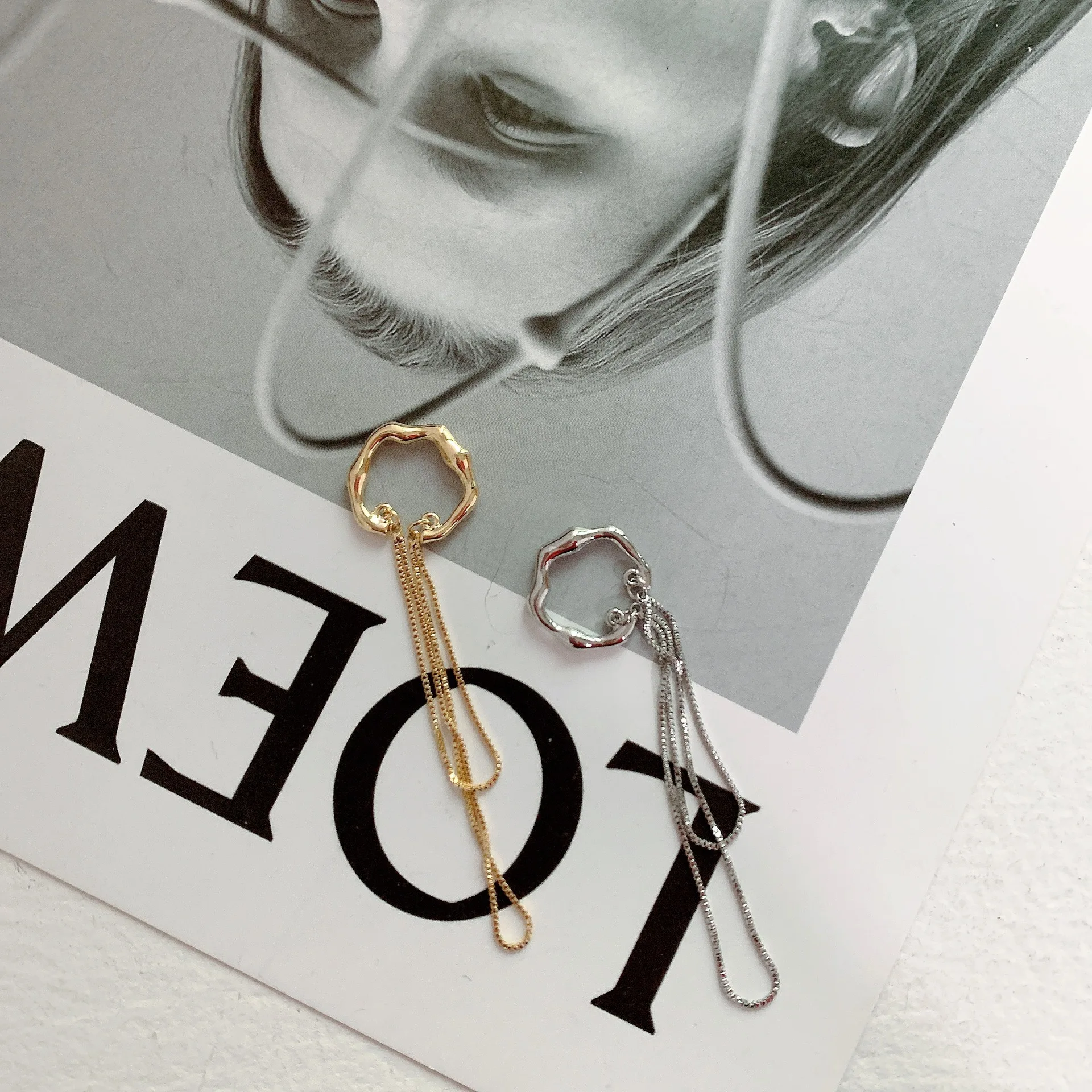 goth or argent couleur lettre c earcuff gland chaîne oreille manchette faux piercing faux boucles d'oreilles pour femmes mode coréenne clips bijoux goth or argent couleur lettre c earcuff gland chaîne oreille manchette faux piercing faux boucles d'oreilles pour femmes mode coréenne clips bijoux