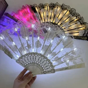 Éclat créatif pliant ventilateur LED Portable LED lumineux danse lumière ventilateur Festivals à la main LED ventilateur lumineux noël