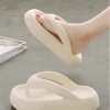 tongs japonaises à semelles épaisses pour femmes, vêtements d'extérieur d'été, nouvelles chaussures de plage eva antidérapantes et anti odeur augmentant la hauteur, 2024
